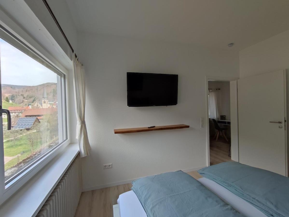 Steepleview House Bed & Breakfast Bad Peterstal-Griesbach Eksteriør bilde